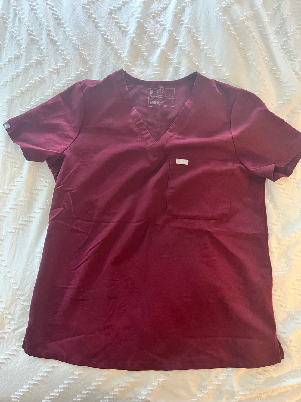 FIGS women’s scrub set